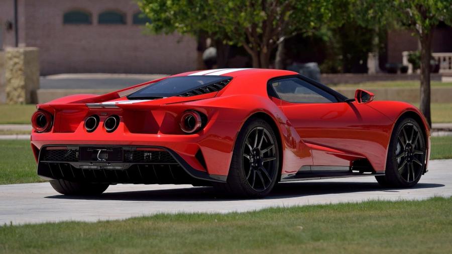  Ford GT (J056) 2018 года  (фото 4 из 20)
